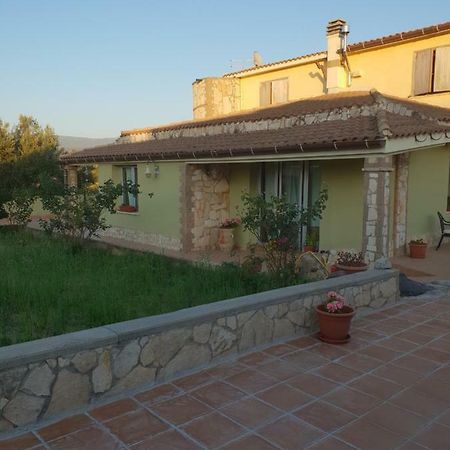Villa Renzo E Lucia Sant Isidoro  エクステリア 写真